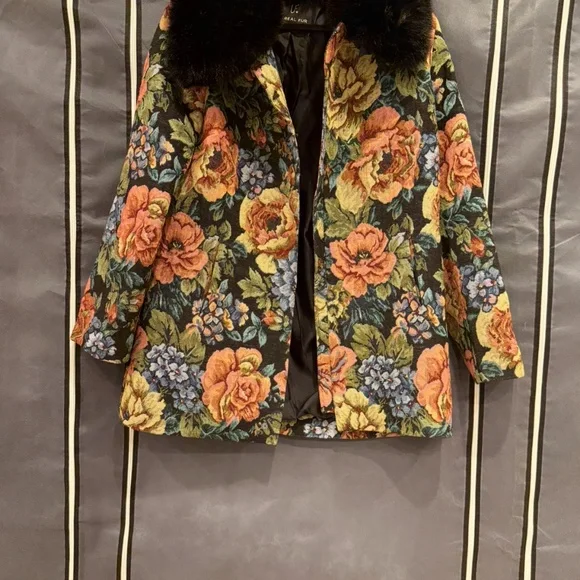 UNREAL FUR MONARCH COAT - SZ. XL - Picture 4 of 6